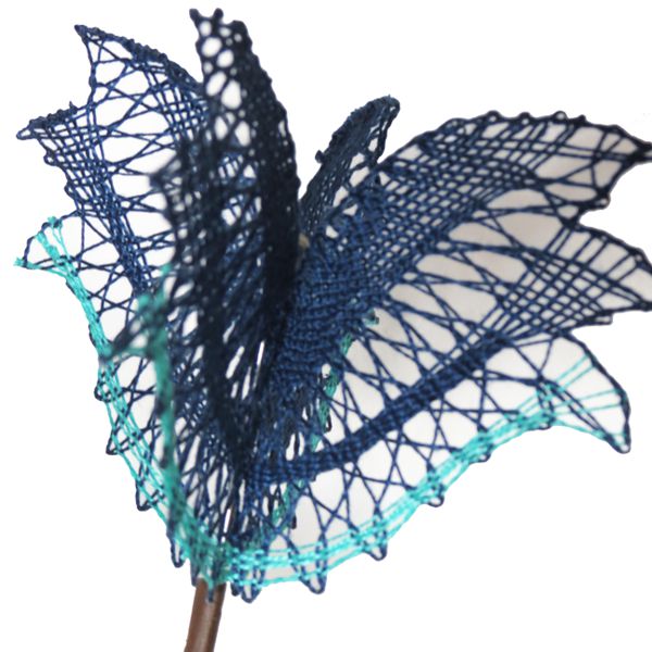 Klöppelbrief Blaue Tulpe