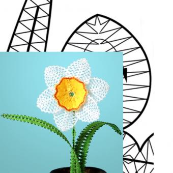 Klöppelbrief Weiße Narzisse in 3D-Optik 